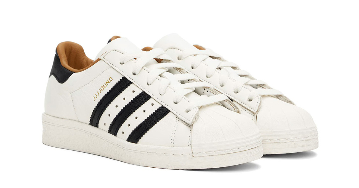 Early Drop: Bei SSENSE droppt der JJJJound x adidas Superstar 82